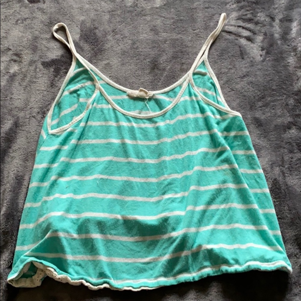 Crop top
